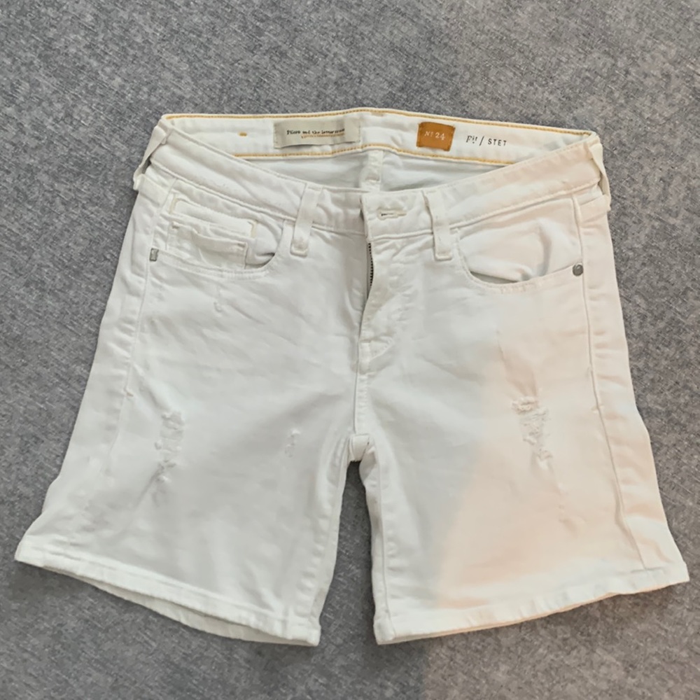 Pilcro and the letterpress White Mid Rise Denim Distressed Cuffed Shorts size 24